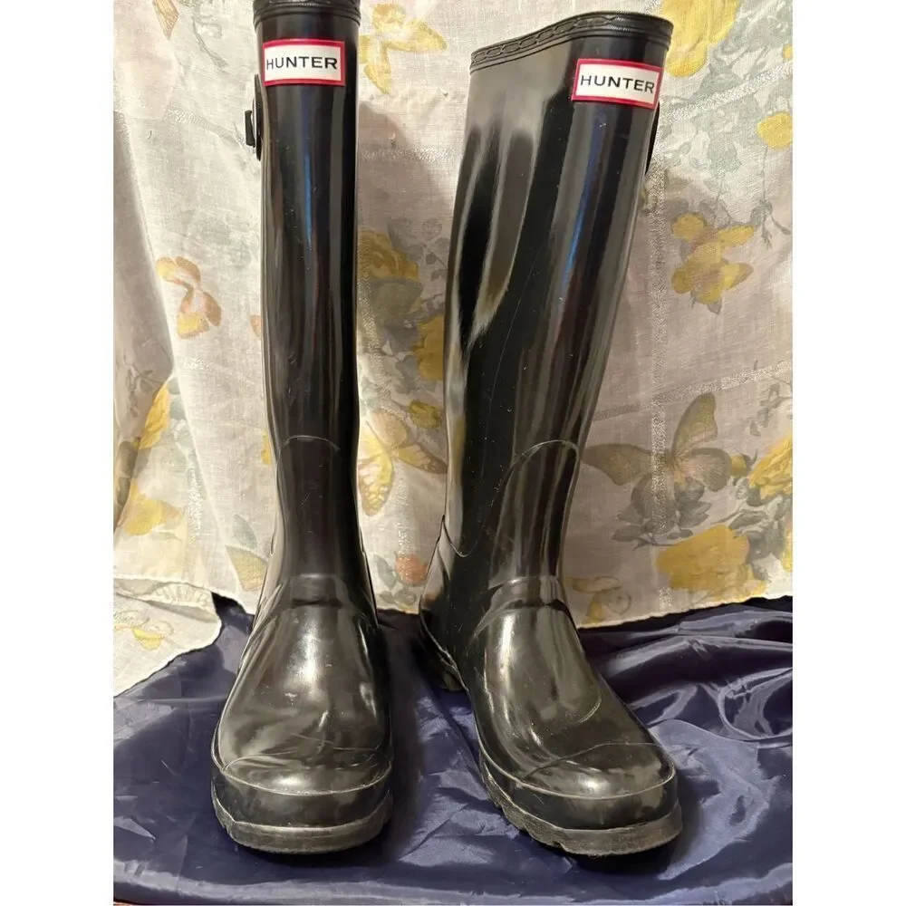 Hunter Original Tall‎ Rain Boots - Gloss Black 17” Tall Size Female 7/male 6